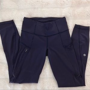- SOLD - LULULEMON Run on Tight Leggings